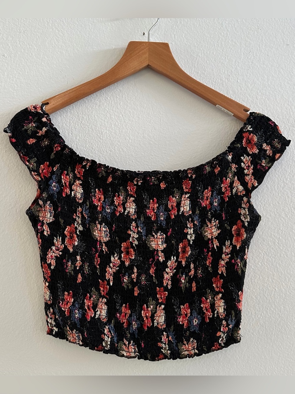 Hollister Black Floral Ruched Crop Top | Puff Sleeve | Size S